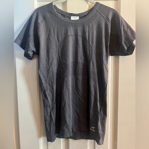 Gray Short Sleeve Athletic Top NEW